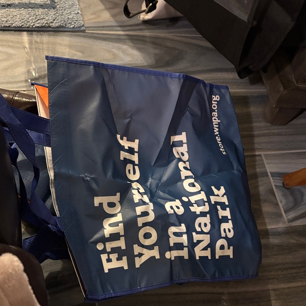 Blue National Park Tote Bag - unisex